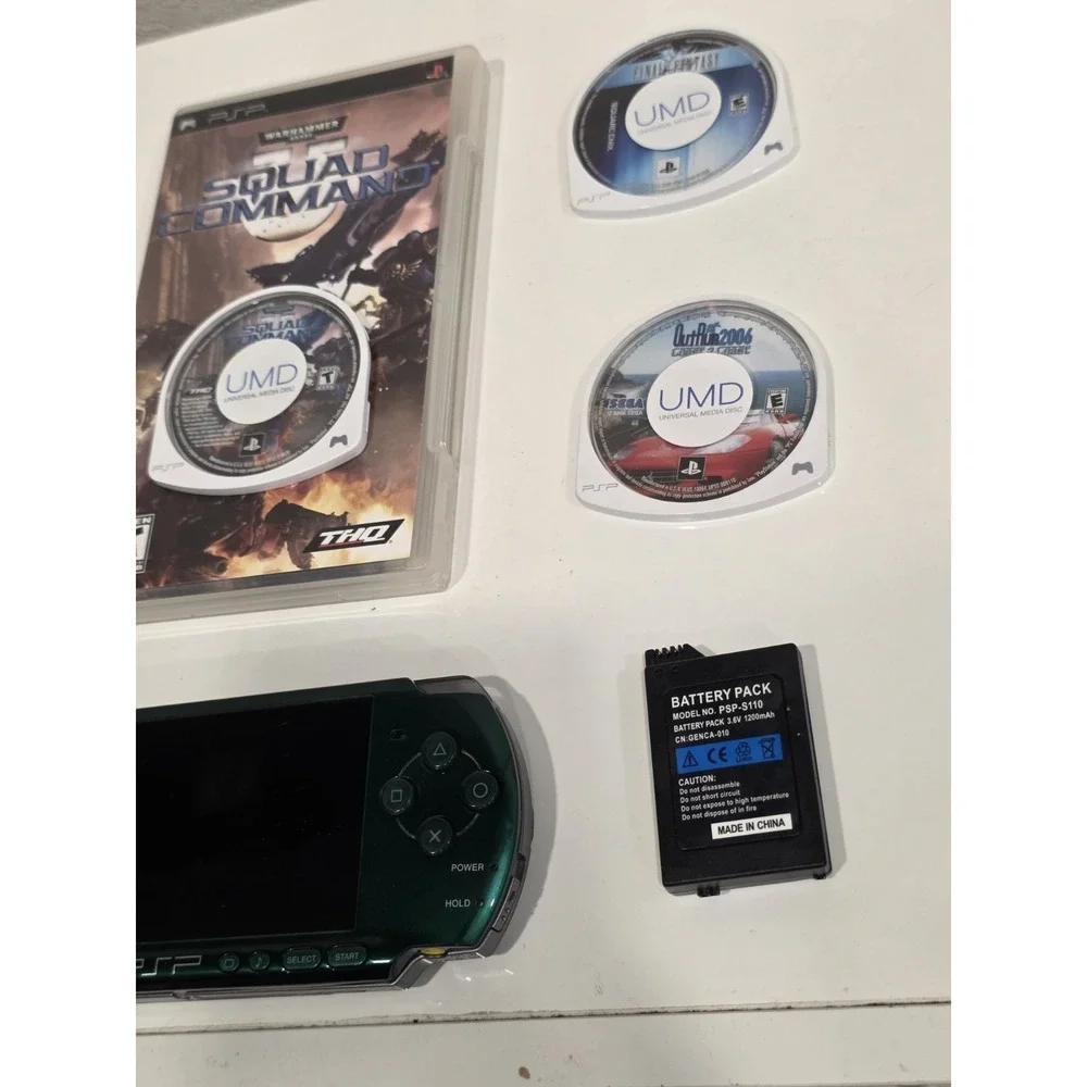 Metal Gear Solid: Peace Walker Green PSP 3001 Limited Edition BUNDLE LOT W GAMES